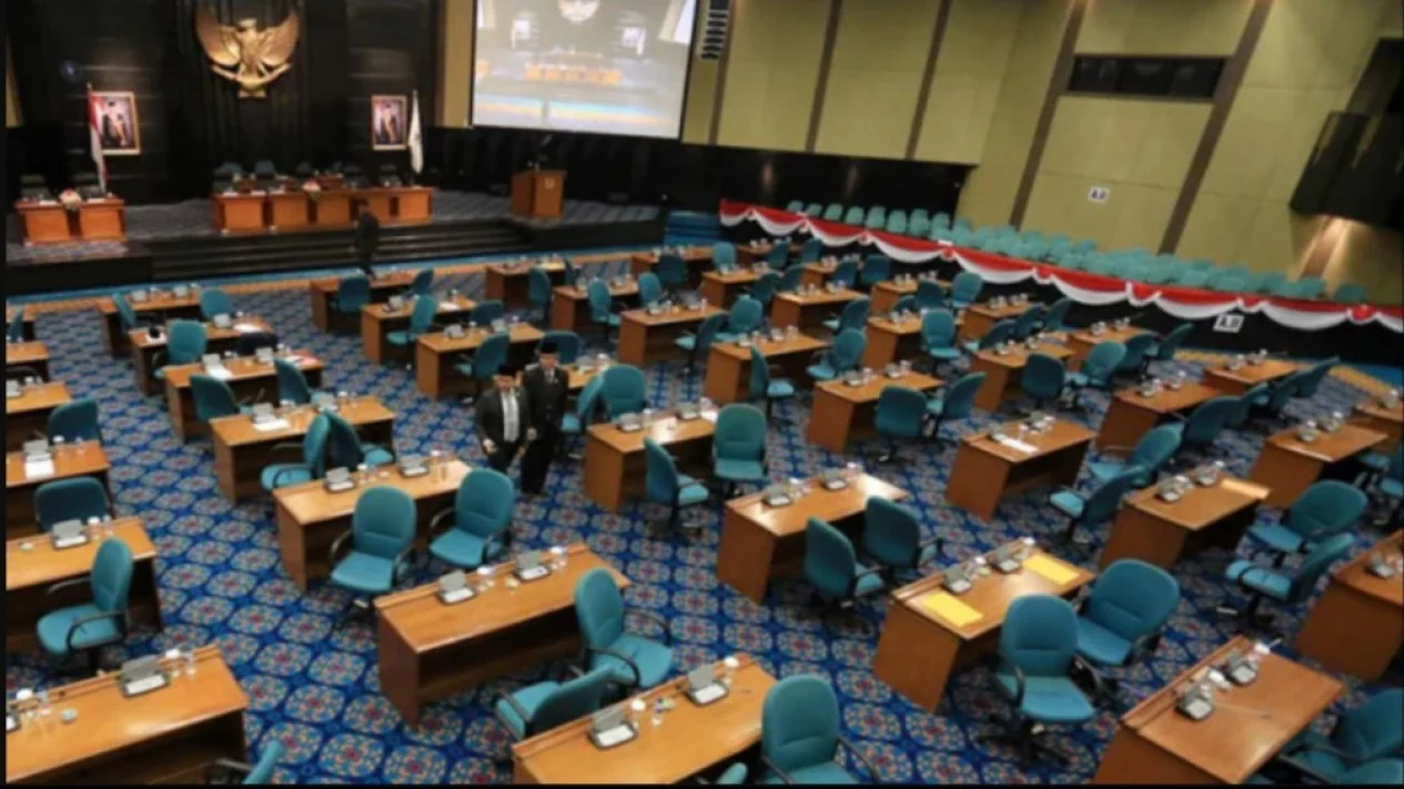 Anggota Dprd Dki Jakarta Akan Menggelar Pertandingan Di Ruang Rapat Paripurna