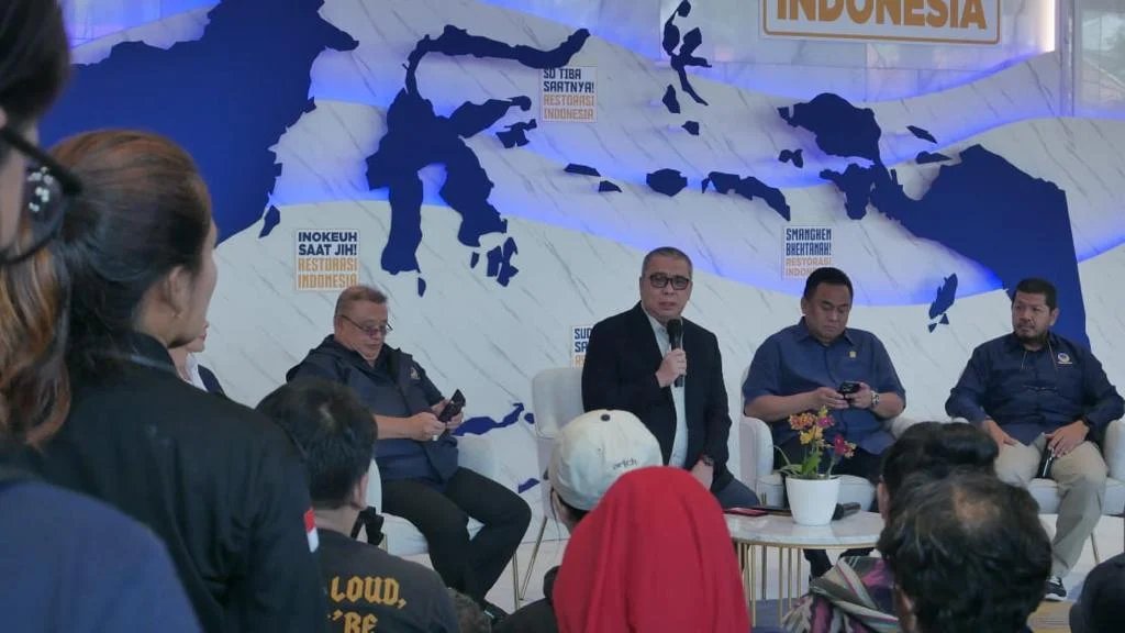 Tiga Anggota Golkar Menghadiri Seruan Perubahan Partai Nasdem Di Stadion Gelora Bung Karno