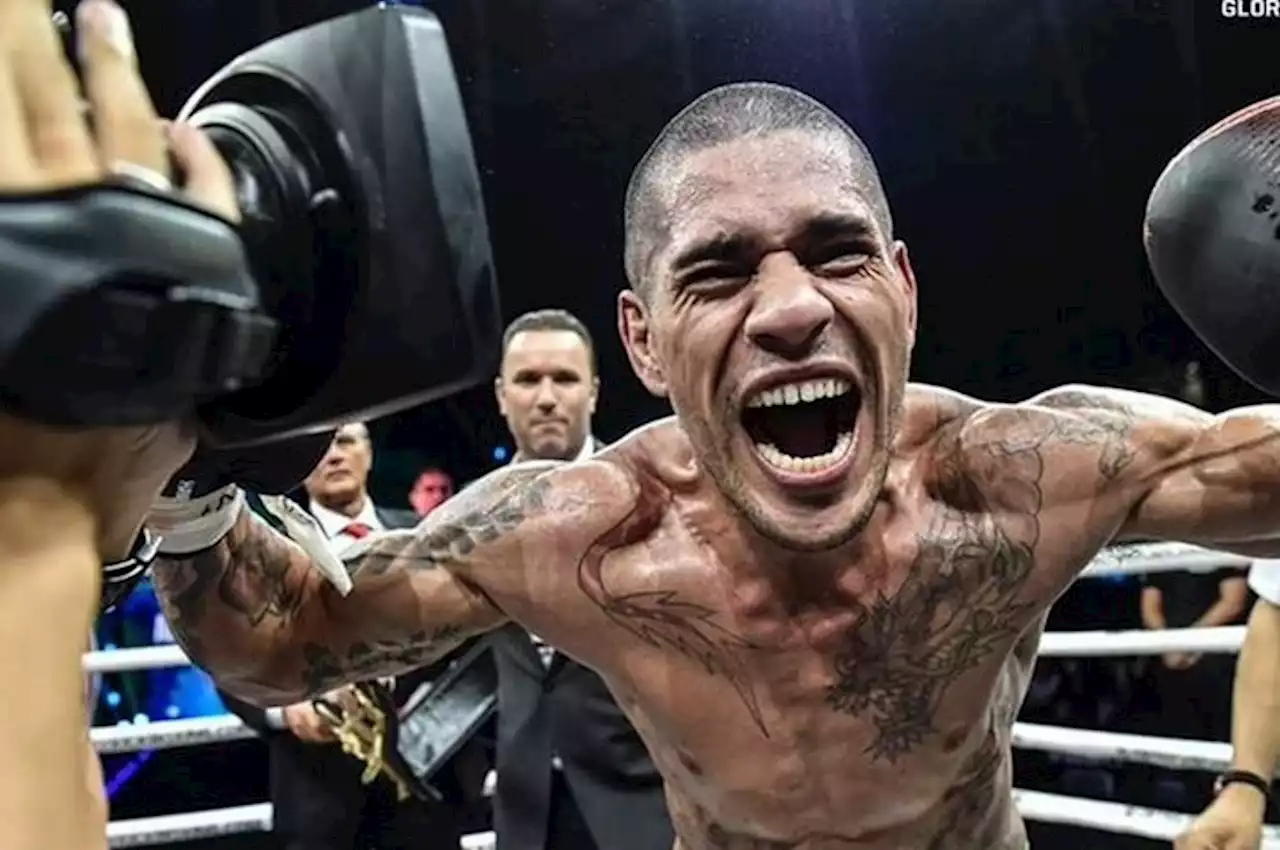 Pereira Menang Dan Berhak Menantang Pemegang Sabuk Kelas Berat Ringan Jamahal Hill