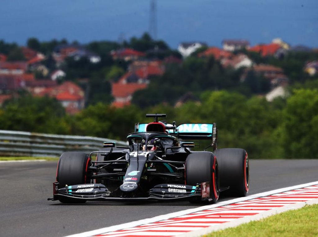 Momen Lucu Sekaligus Tragis Terjadi Pada Minggu Di Podium Formula 1 Gp Hungaria