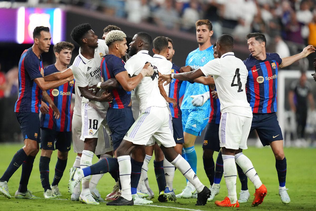 Pertandingan Pramusim Barcelona Vs Madrid