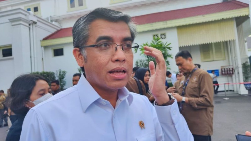 Kemnaker Batal Umumkan UMP 2025: Kenaikan Dipastikan Meskipun Pengumuman Ditunda
