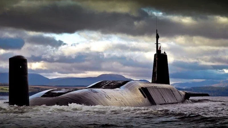 Rolls Royce Sepakati Kontrak Kapal Selam Nuklir Senilai £9 Miliar