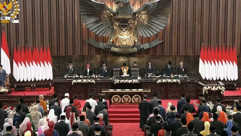 Jumlah Partai Koalisi Menyusut, GL-PvdA dan PvdD Melawan Tren
