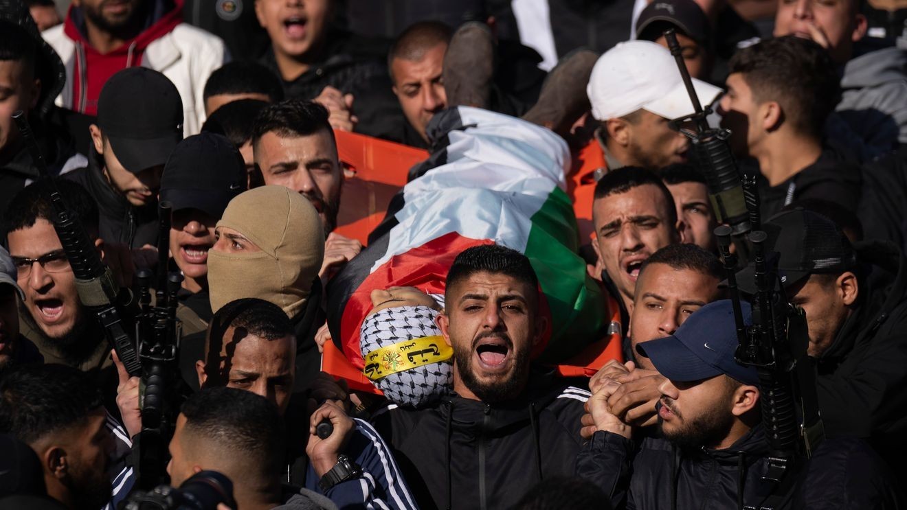 Seruan Evakuasi Dikeluarkan Saat Israel Menekan Serangan ke Gaza