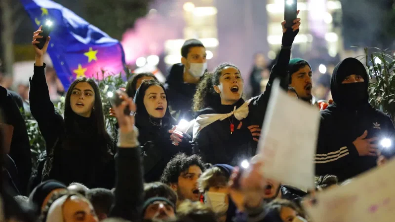Momen Kebenaran Georgia: Demonstran Menuntut Jalan Barat, Bukan Masa Lalu Rusia