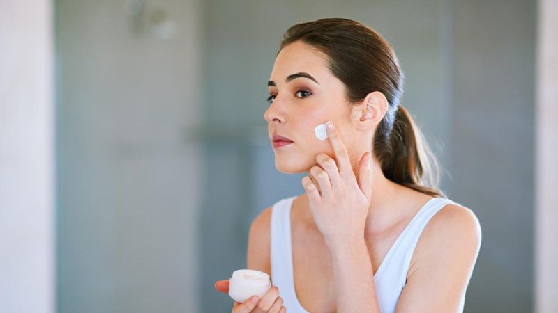 Tips Mengembalikan Keberfungsian Skin Barrier yang Rusak Menurut Ahli Kulit