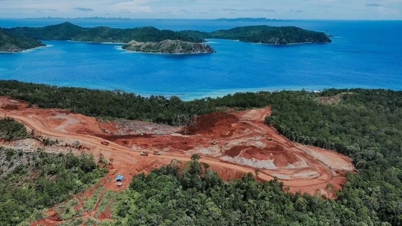 Bahlil Hentikan Tambang Nikel Sementara di Raja Ampat, Pengamat Desak Dihentikan Permanen demi Kelestarian Alam
